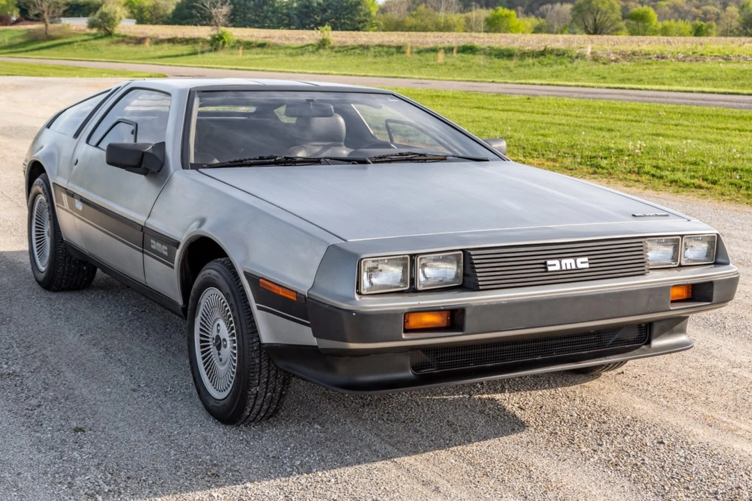 1982 DeLorean DMC-12 - Image 1 of 31