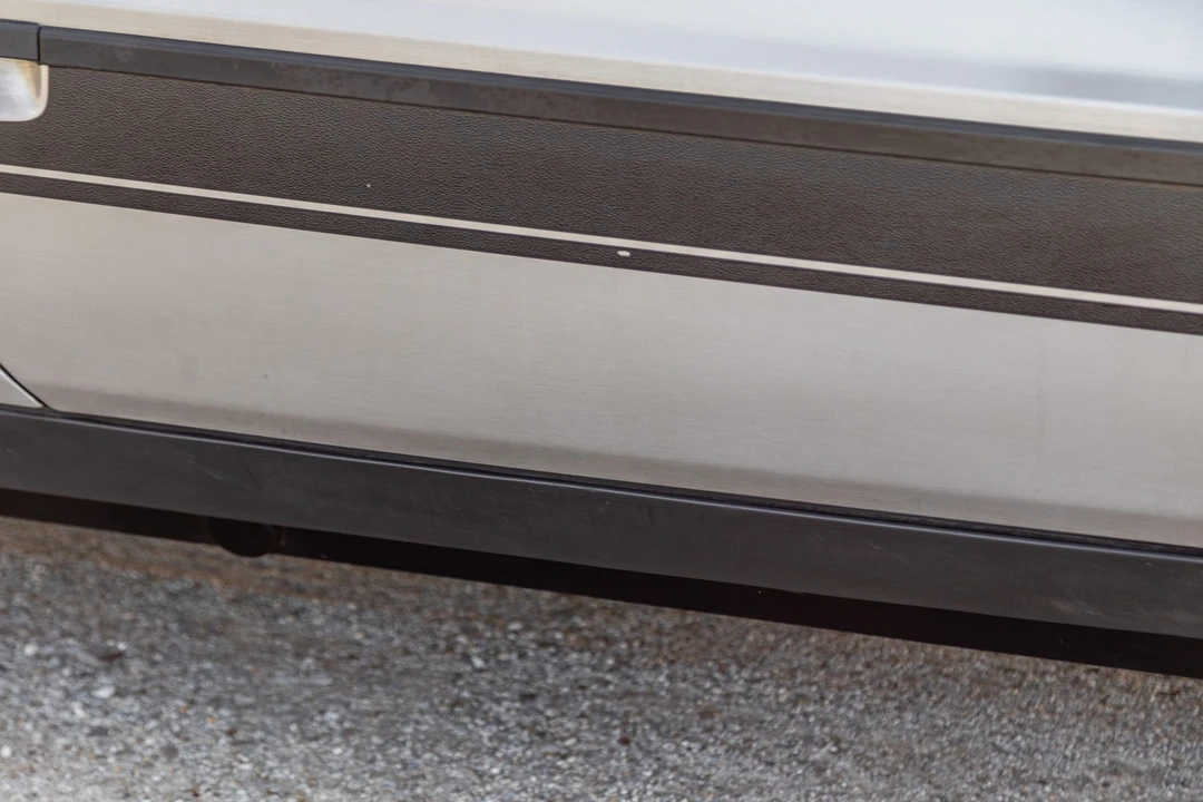 1982 DeLorean DMC-12 - Image 24 of 31