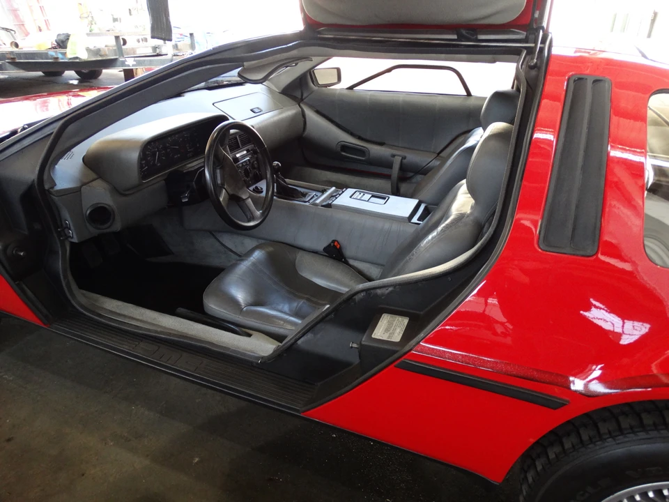 1982 DeLorean DMC-12 - Image 28 of 31