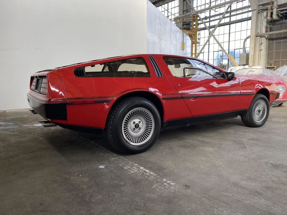 1982 DeLorean DMC-12 - Image 13 of 31