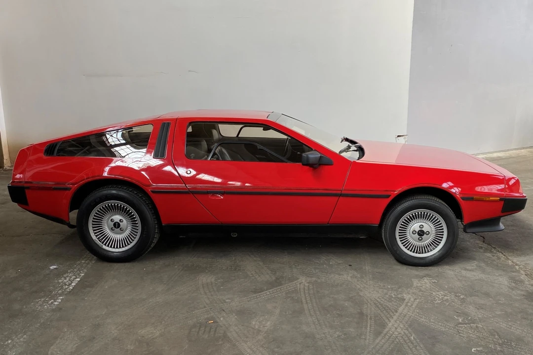 1982 DeLorean DMC-12 - Image 9 of 31