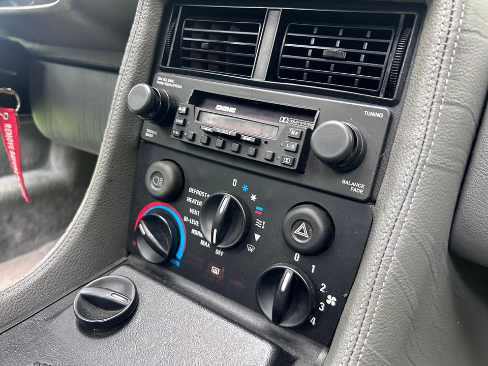 1982 DeLorean DMC-12 - Image 9 of 31