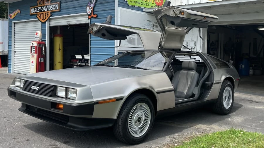 1982 DeLorean DMC-12 - Image 3 of 27