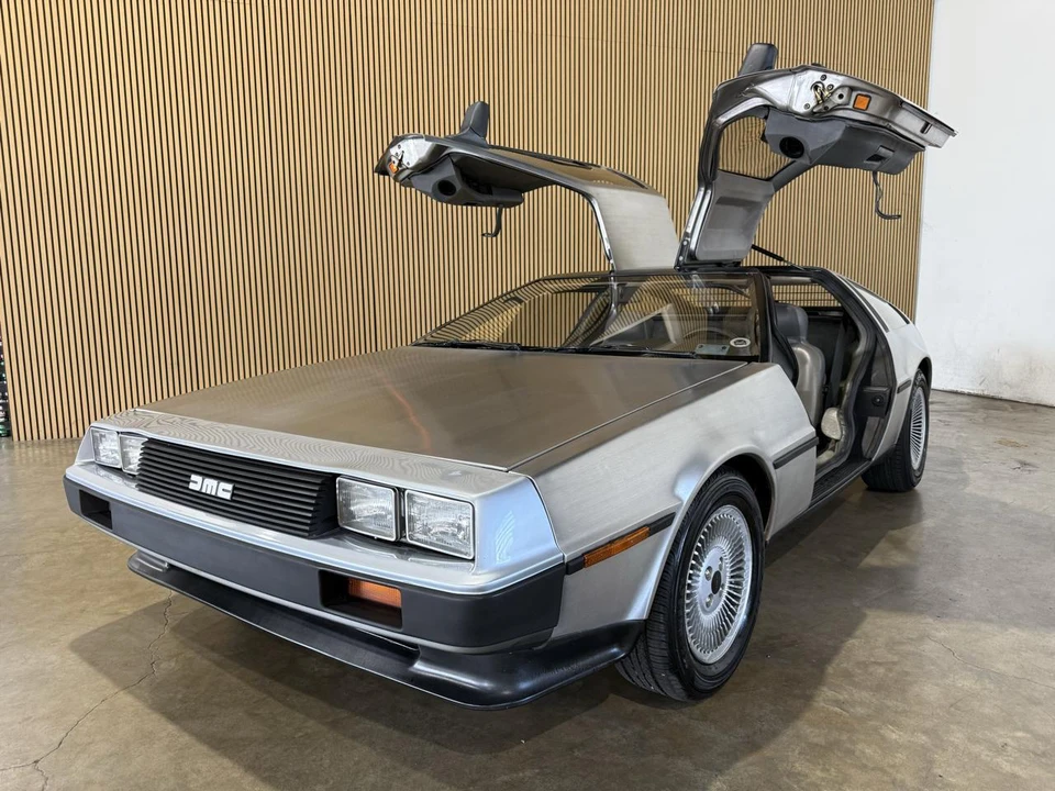 1982 DeLorean DMC-12 - Image 20 of 31