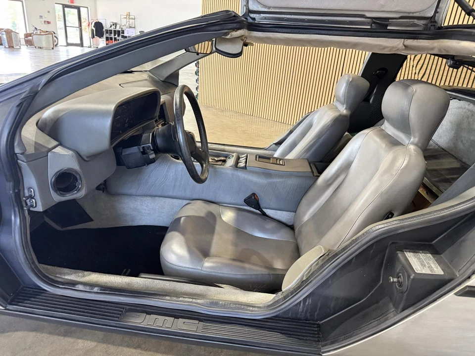 1982 DeLorean DMC-12 - Image 25 of 31