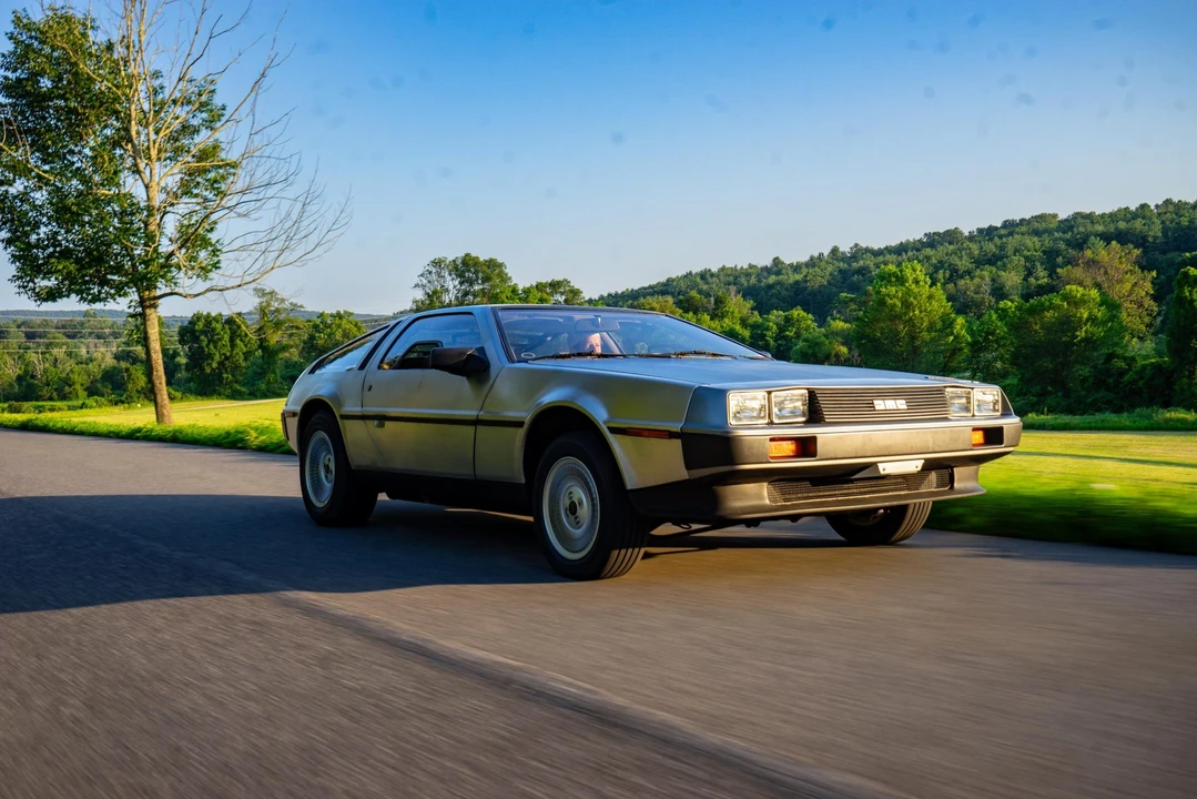 1982 DeLorean DMC-12 - Image 2 of 31