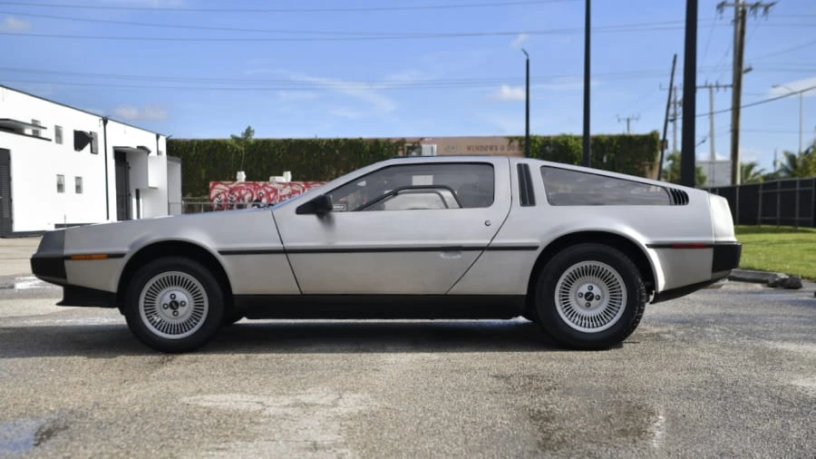 1982 DeLorean DMC-12 - Image 2 of 31