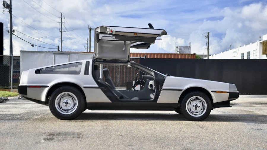 1982 DeLorean DMC-12 - Image 30 of 31