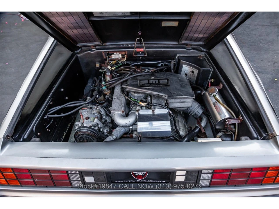 1982 DeLorean DMC-12 - Image 28 of 31