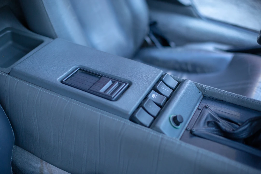 1982 DeLorean DMC-12 - Image 28 of 31
