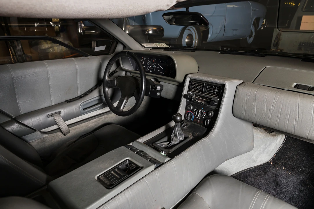 1982 DeLorean DMC-12 - Image 18 of 31
