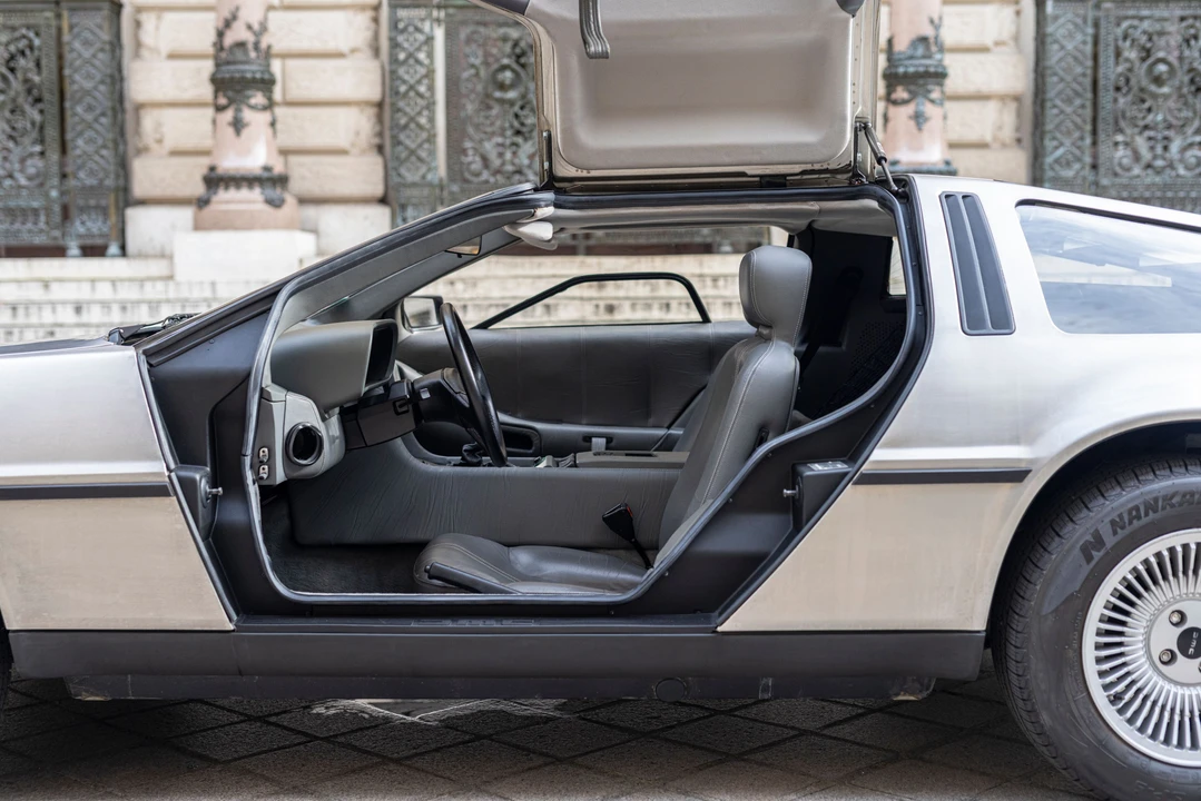 1982 DeLorean DMC-12 - Image 23 of 31