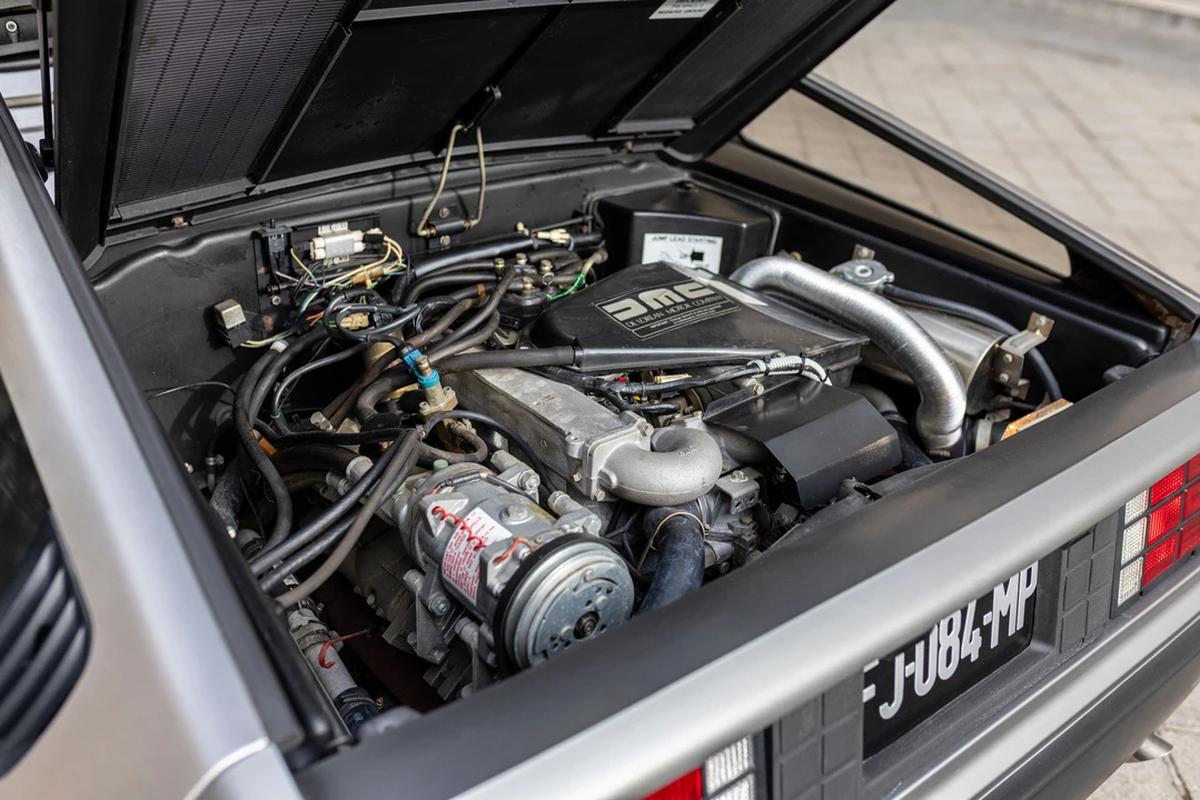 1982 DeLorean DMC-12 - Image 18 of 31