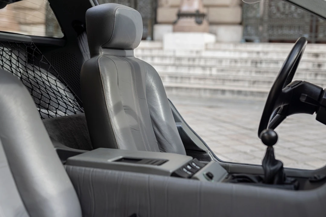 1982 DeLorean DMC-12 - Image 28 of 31