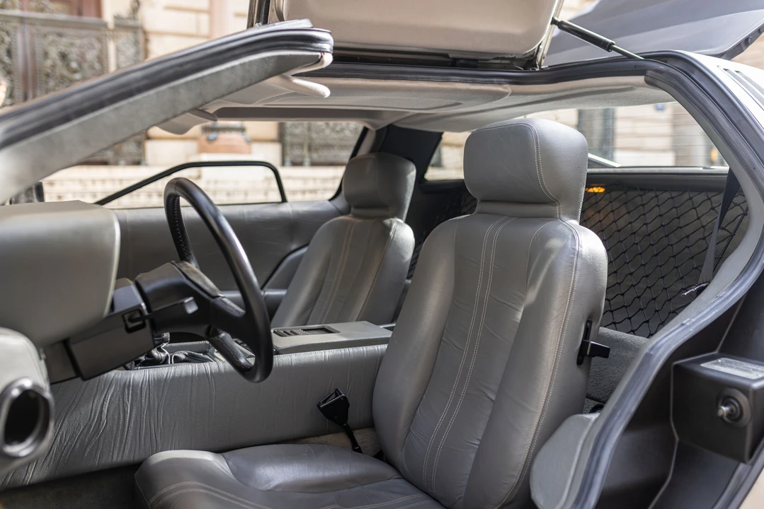 1982 DeLorean DMC-12 - Image 22 of 31