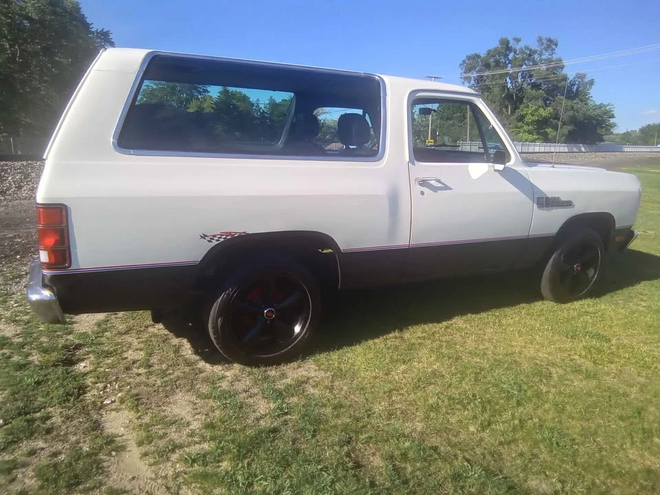 1982 Dodge Ramcharger - Image 5 of 19