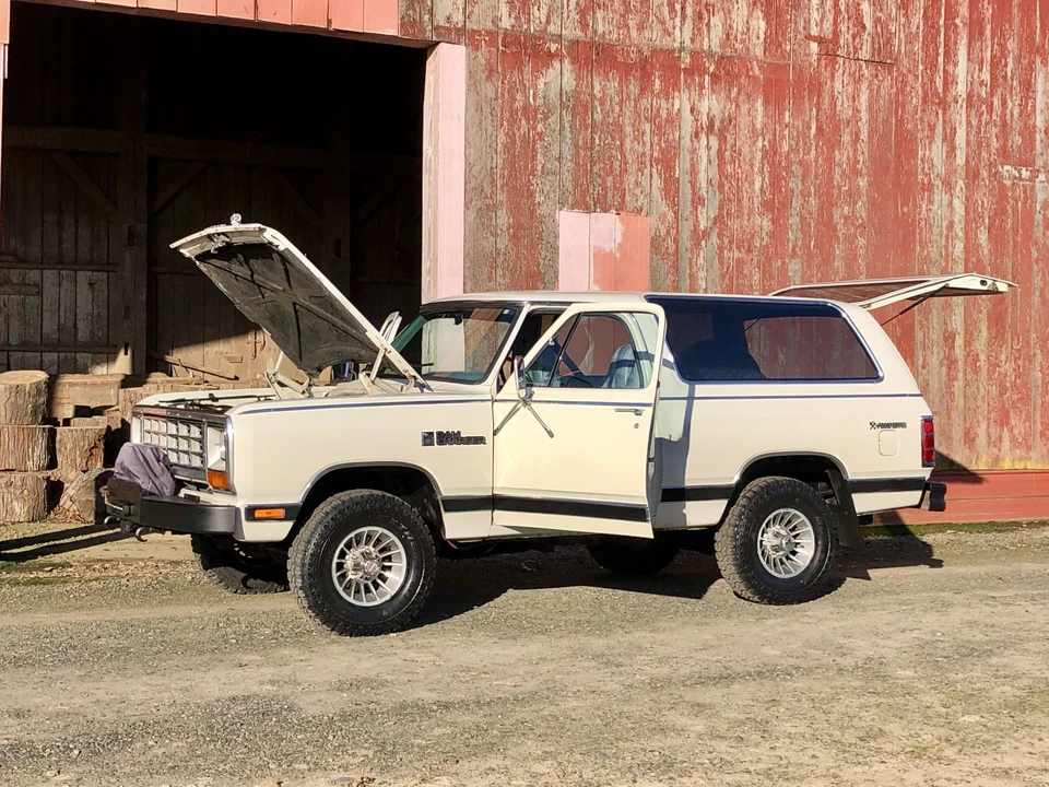 1982 Dodge Ramcharger - Image 21 of 31