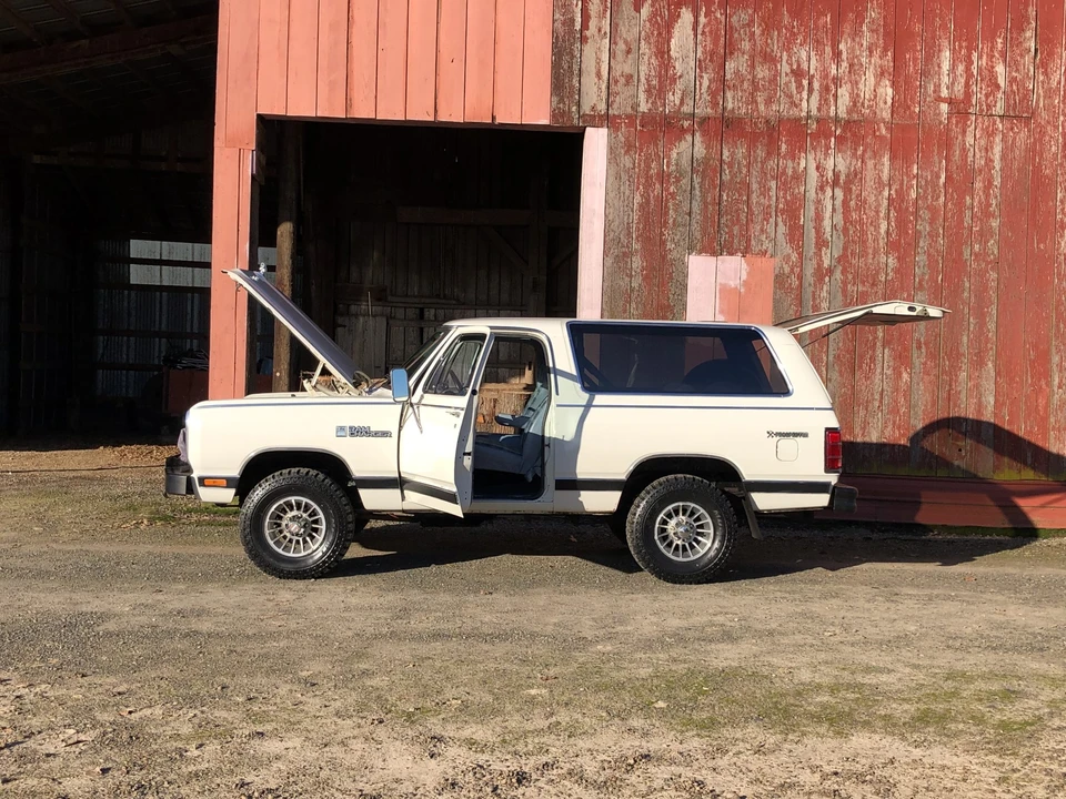 1982 Dodge Ramcharger - Image 22 of 31