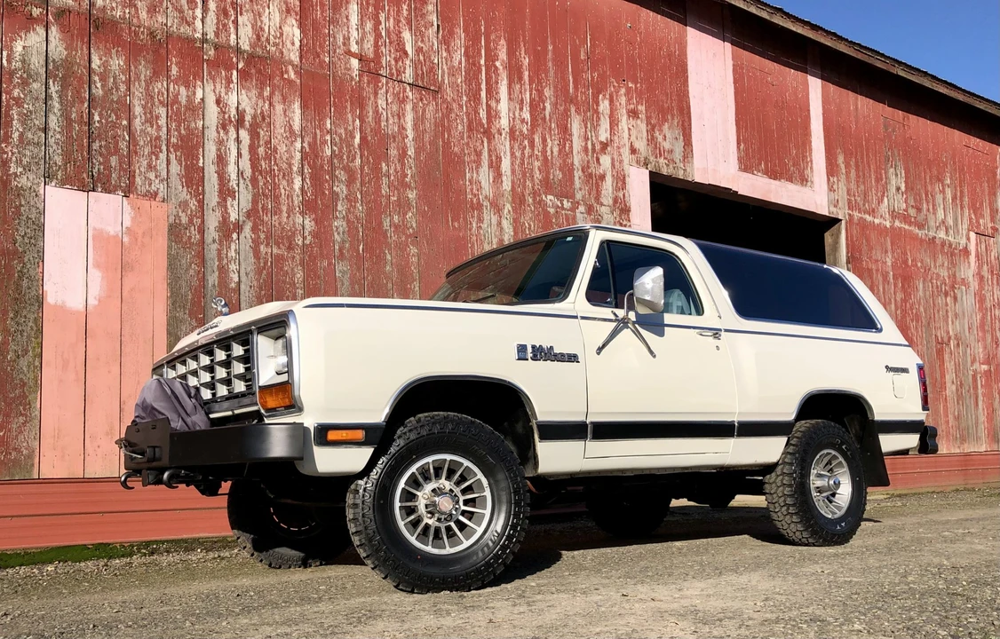 1982 Dodge Ramcharger - Image 2 of 31