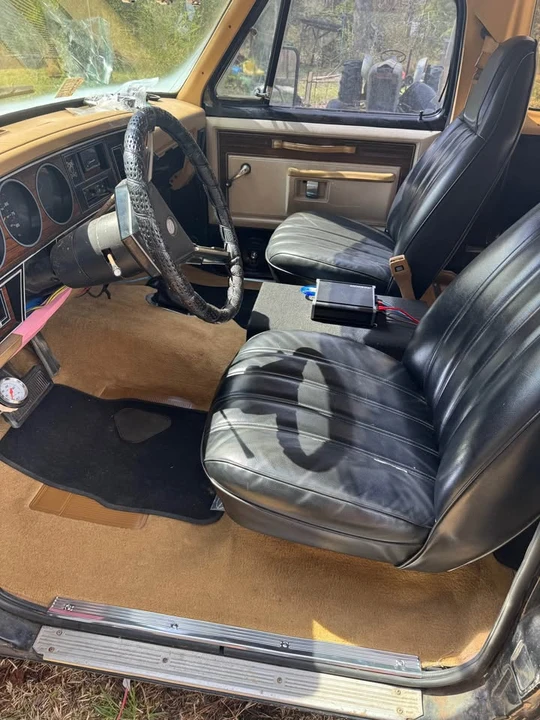 1982 Dodge Ramcharger - Image 15 of 18