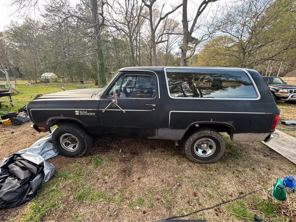 1982 Dodge Ramcharger - Image 10 of 18