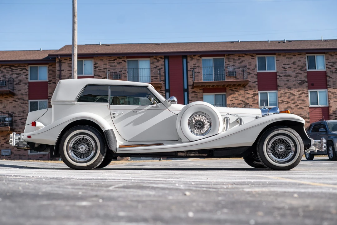1982 Excalibur - Image 7 of 31