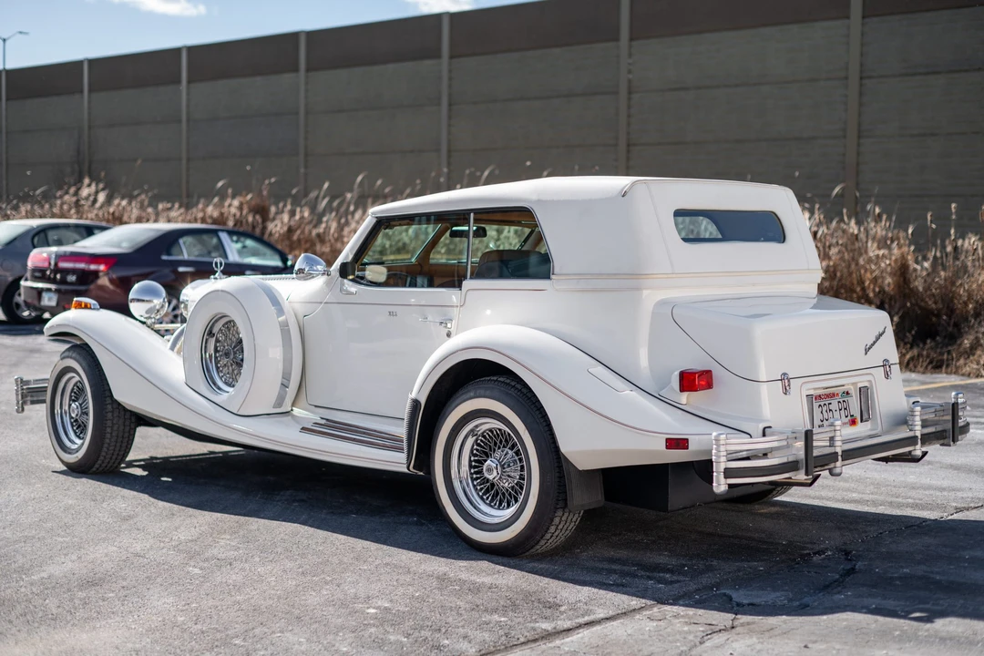 1982 Excalibur - Image 3 of 31