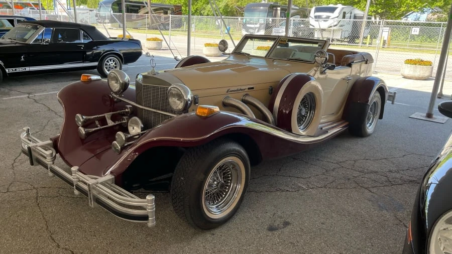 1982 Excalibur - Image 2 of 5