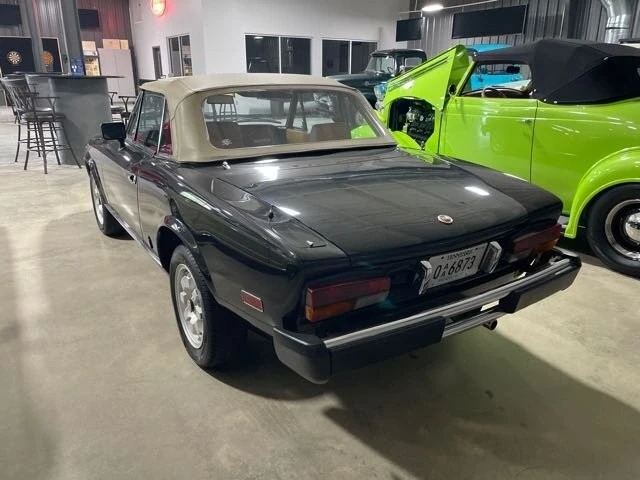 1982 Fiat 124 Sport Spider - Image 4 of 16