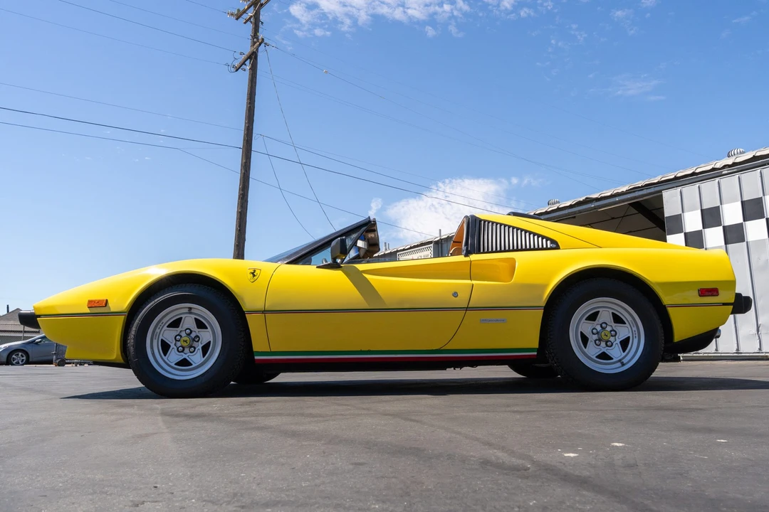 1982 Ferrari 308 GTS - Image 10 of 31