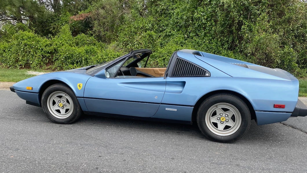 1982 Ferrari 308 GTS - Image 2 of 8
