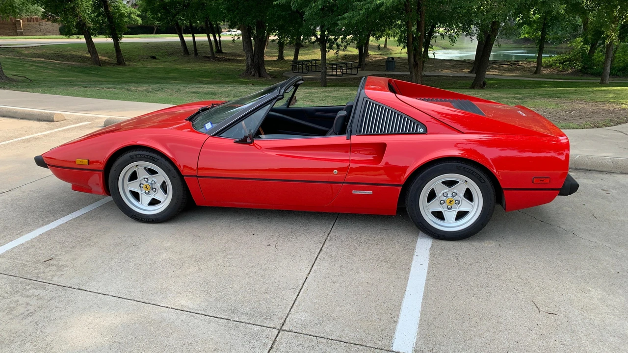 1982 Ferrari 308 GTS - Image 9 of 31