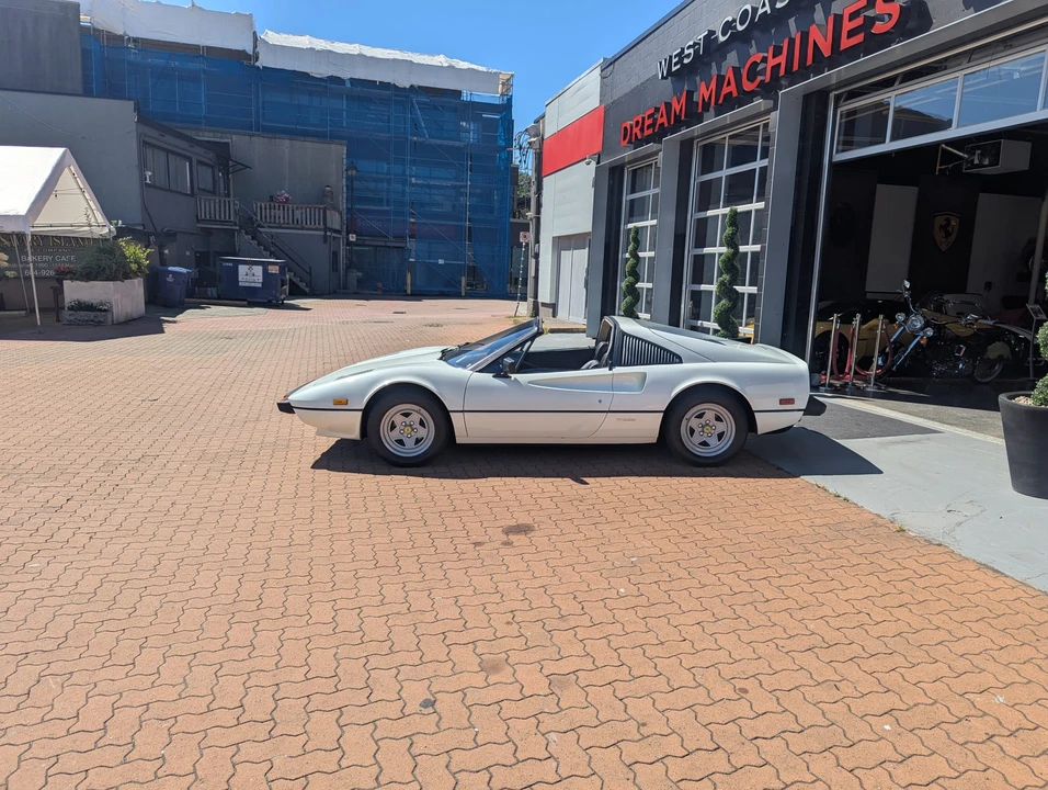 1982 Ferrari 308 GTS - Image 19 of 31