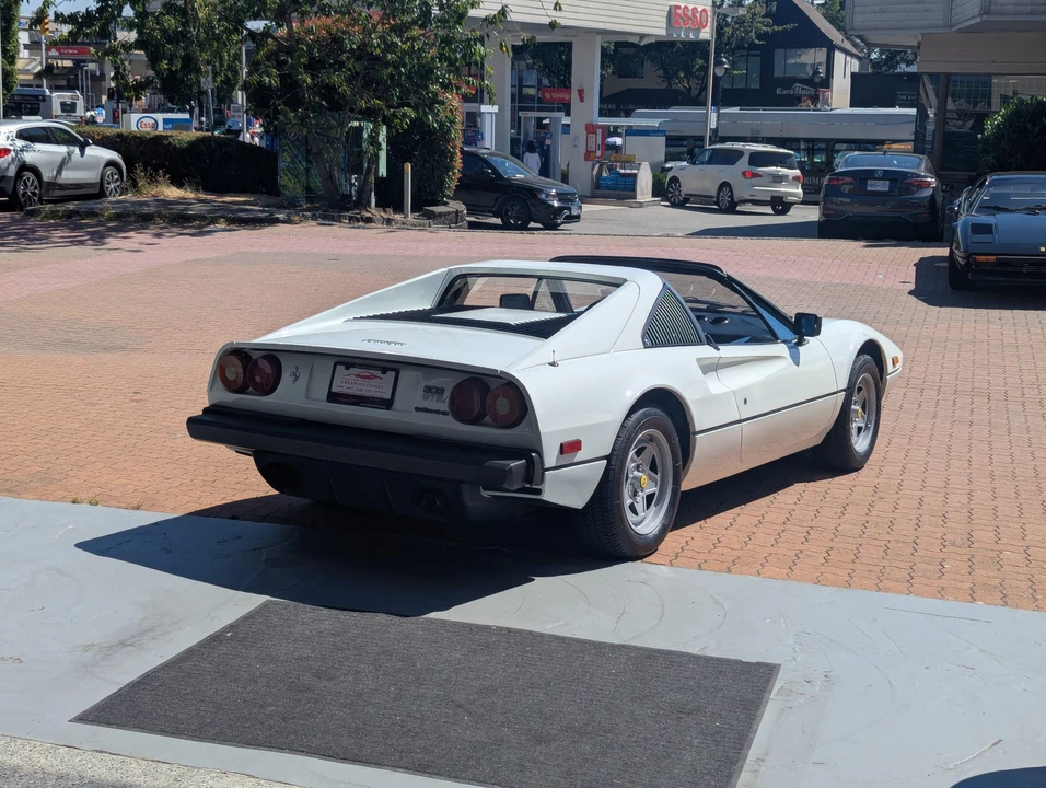 1982 Ferrari 308 GTS - Image 18 of 31