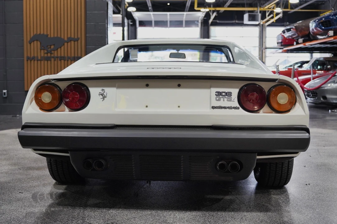 1982 Ferrari 308 GTS - Image 27 of 31