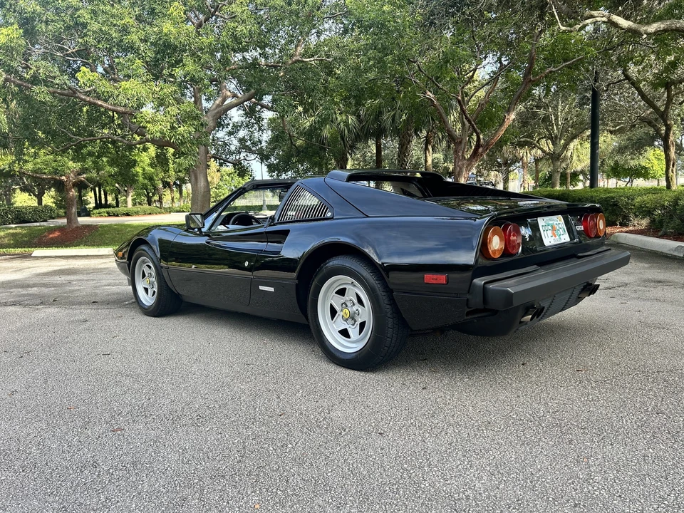 1982 Ferrari 308 - Image 28 of 31