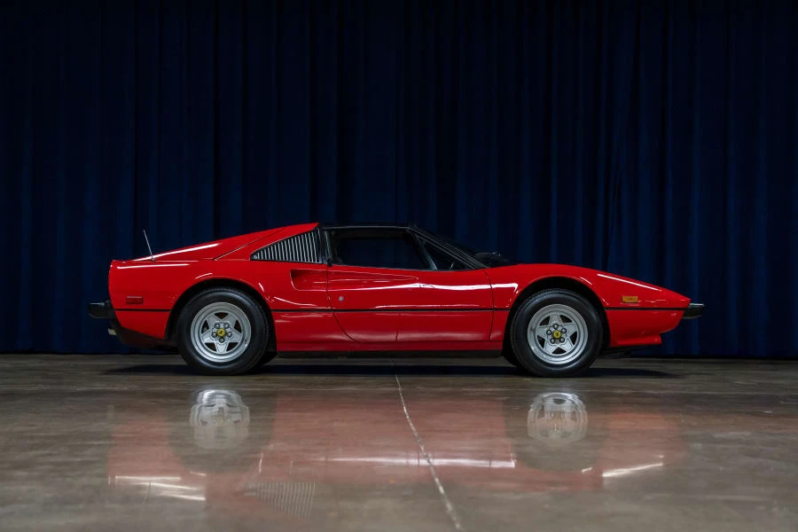 1982 Ferrari 308 GTS - Image 15 of 28