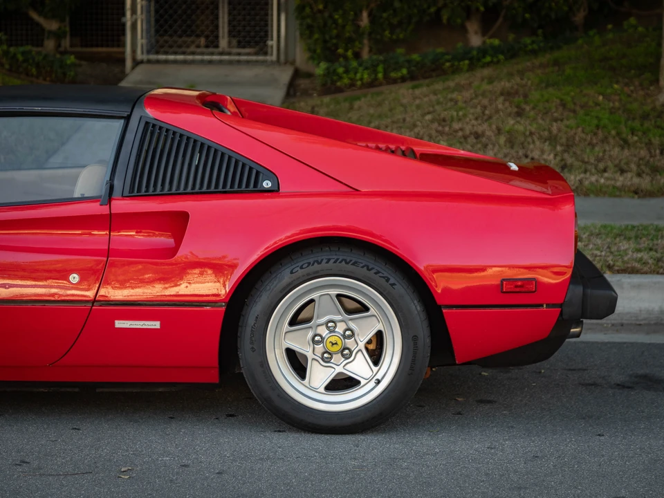 1982 Ferrari 308 GTS - Image 15 of 31