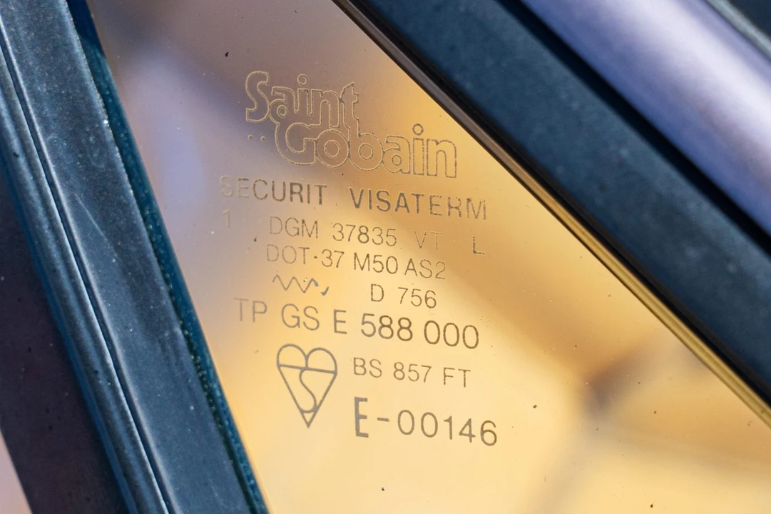 1982 Ferrari 308 - Image 15 of 21