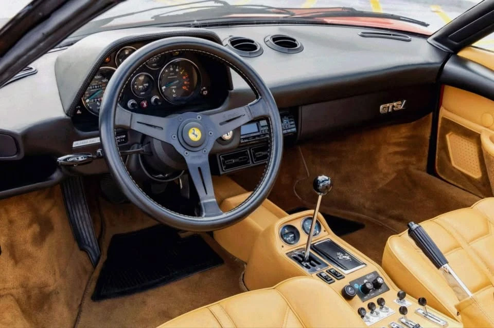 1982 Ferrari 308 GTS - Image 7 of 19