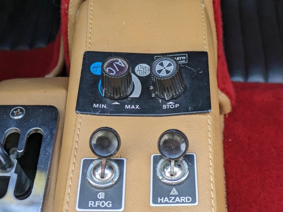 1982 Ferrari 512 BBi - Image 26 of 30