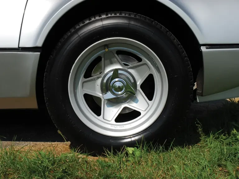1982 Ferrari 512 BBi - Image 21 of 26