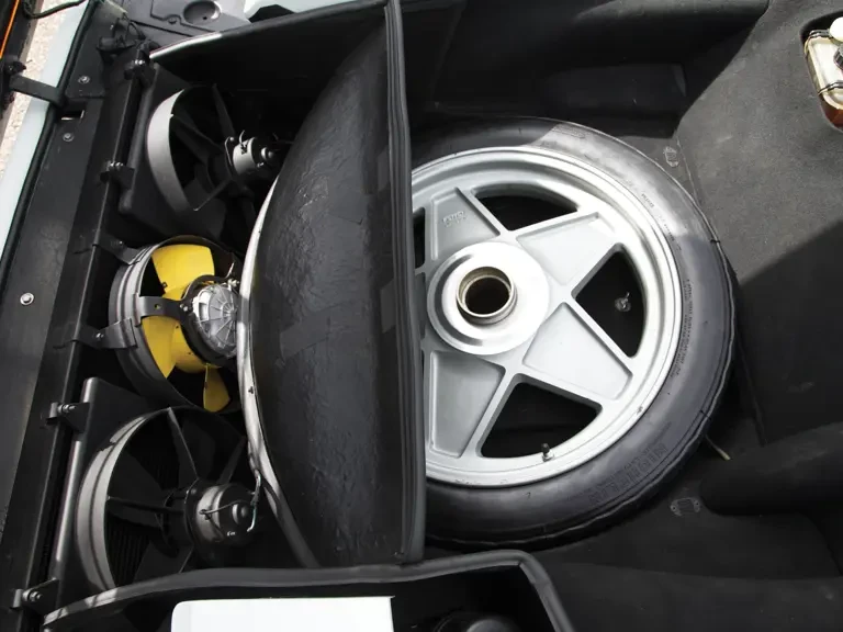 1982 Ferrari 512 BBi - Image 26 of 27