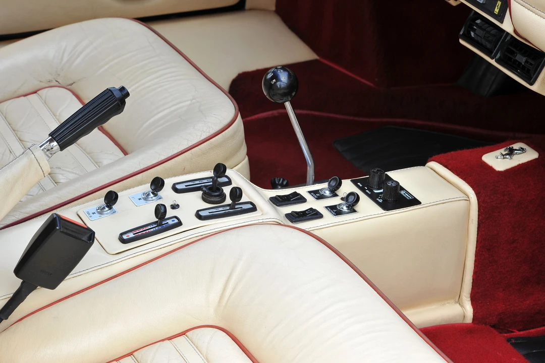 1982 Ferrari 512 BBi - Image 14 of 31