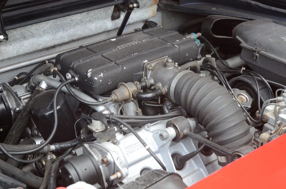1982 Ferrari Mondial 8 - Image 15 of 17