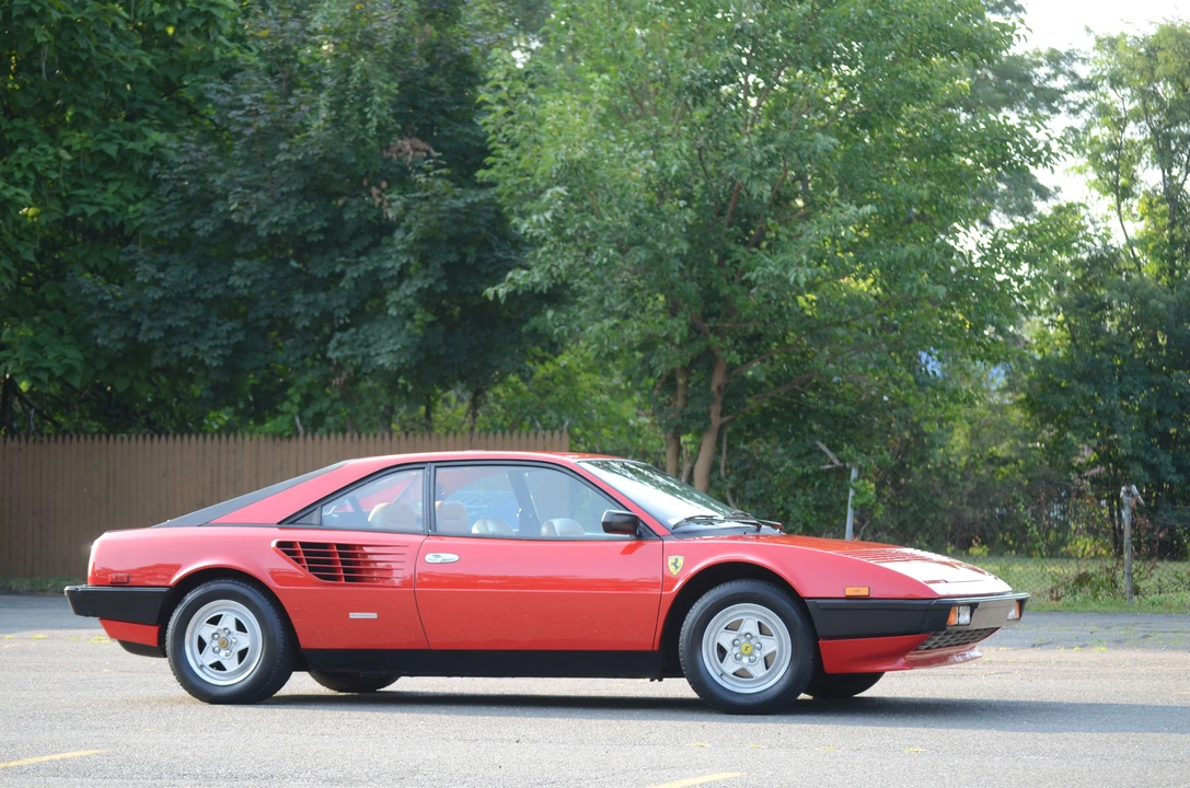 1982 Ferrari Mondial 8 - Image 9 of 17