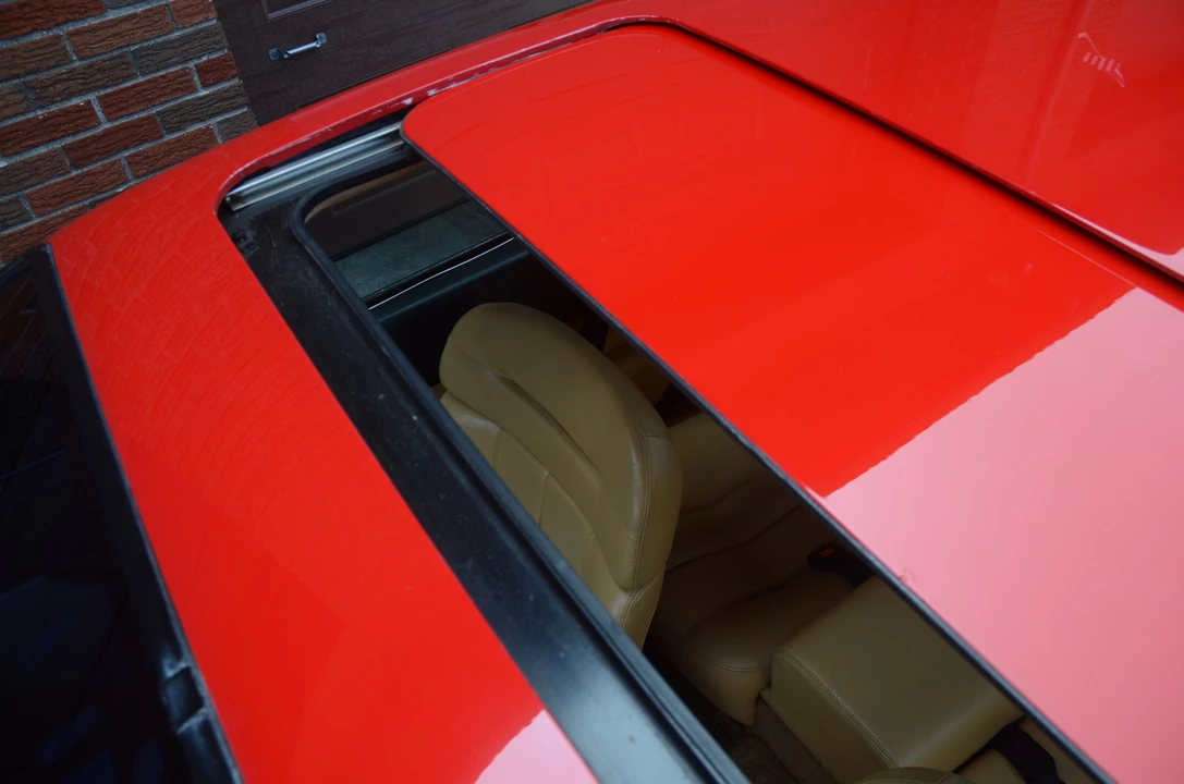 1982 Ferrari Mondial 8 - Image 4 of 17