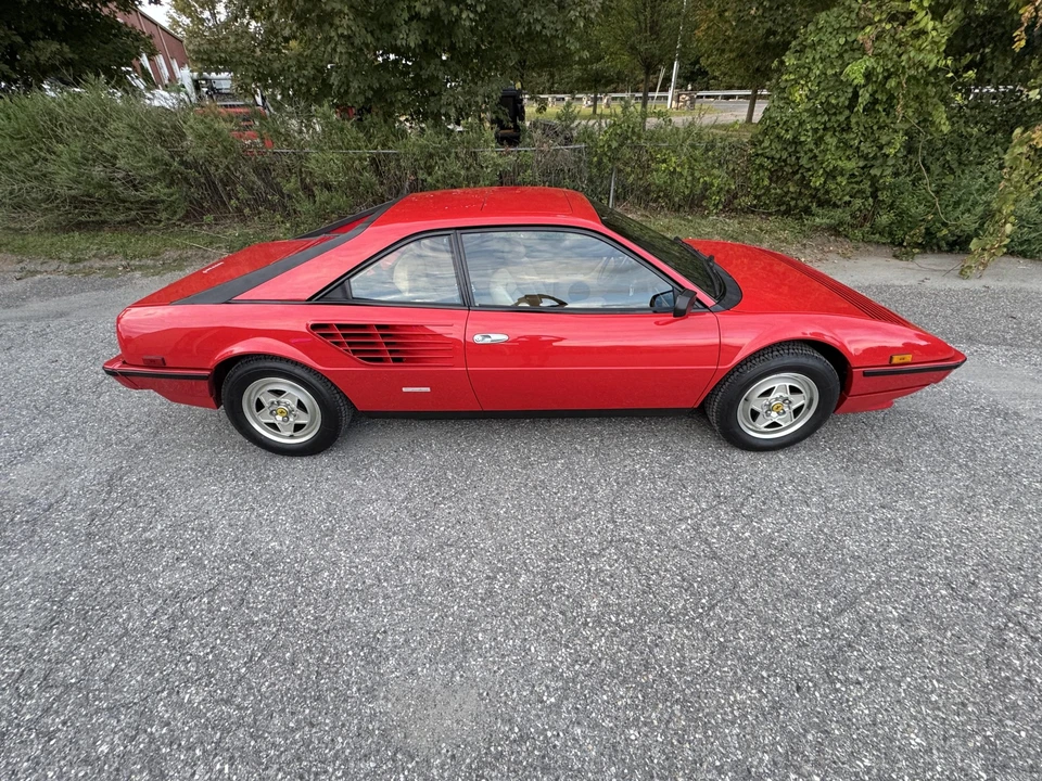 1982 Ferrari Mondial 8 - Image 26 of 31