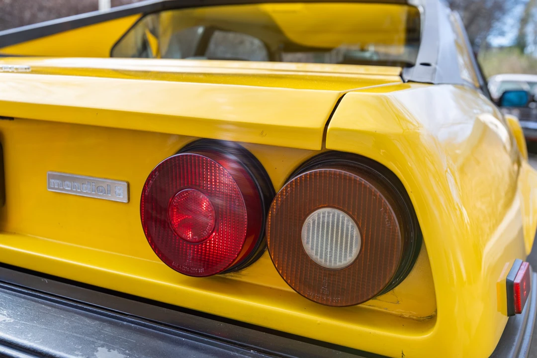 1982 Ferrari Mondial 8 - Image 22 of 31