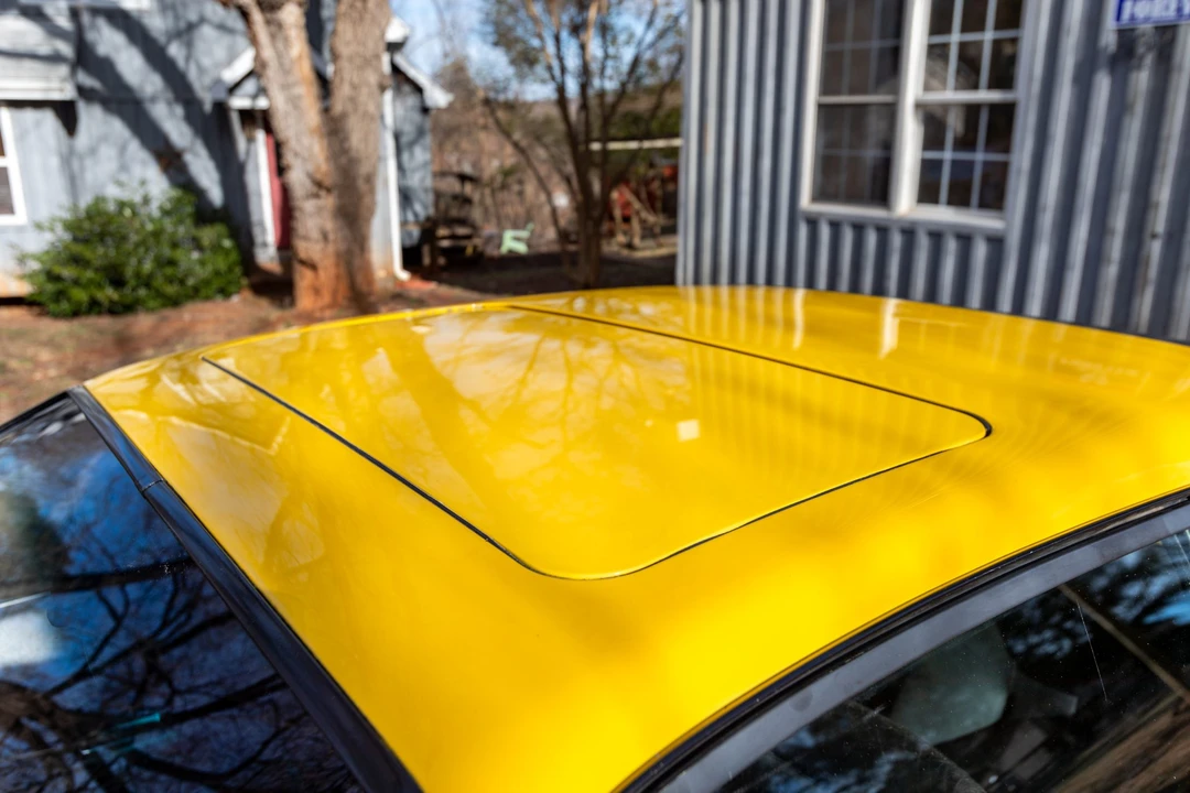 1982 Ferrari Mondial 8 - Image 15 of 31